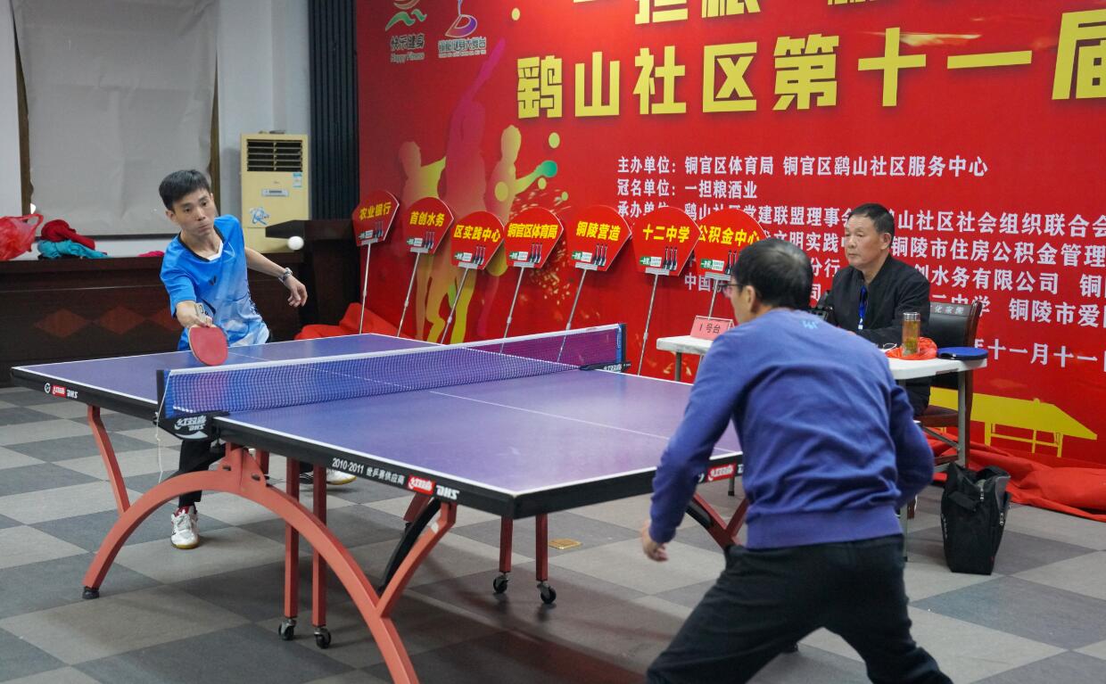自发形容那 自发形容那